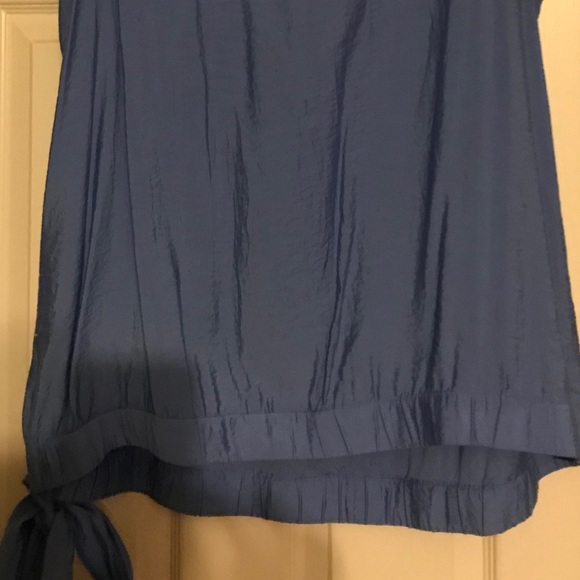 Blue Cowl Neck Sleeveless Blouse - Picture 5 of 5